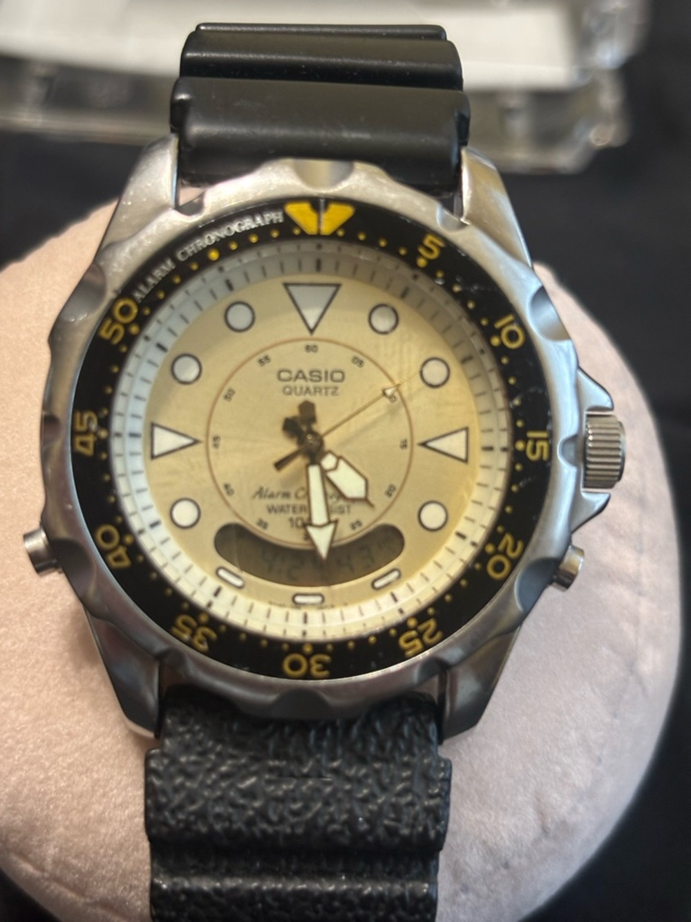 Vintage Rare Casio Arnie Cream Face Watch with Black Bezel and Strap